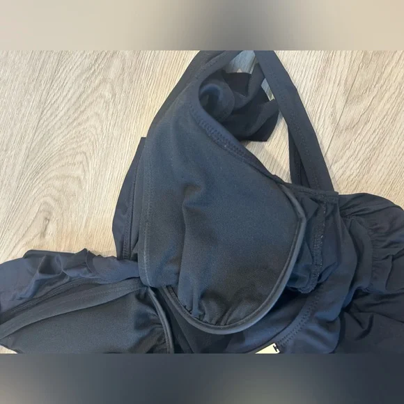 Lauren Ralph Lauren Women’s Underwire Ruffled One Piece Swimsuit Size 10 Black - Picture 10 of 10